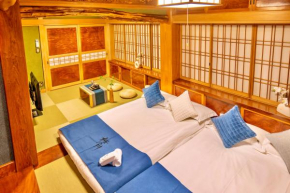 浅草桜の川48 浅草駅10分Asakusa Japanese style four-story villa, 10 minutes walk from Sensoji Temple, 12 people